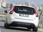 Volvo V60 Plug-in Hybrid 2011 года